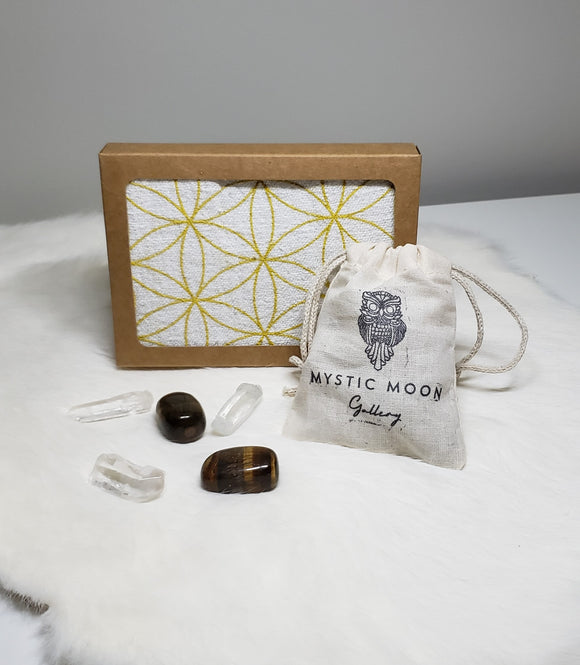 Crystal Grid Kit - 18 Starter Crystals, 1 Cloth Grid